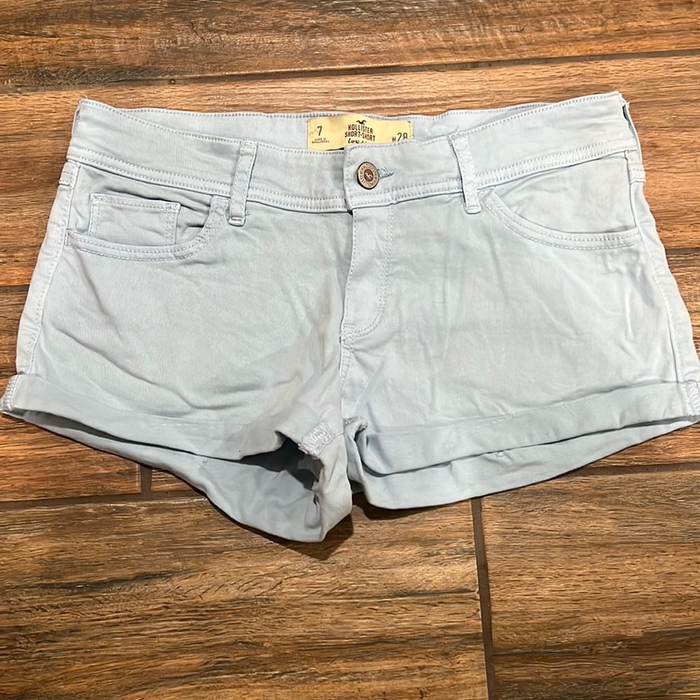 Hollister short short low rise size 7 shorts baby blue